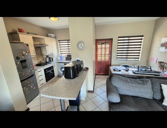2 BEDROOM TOWNHOUSE FOR SALE IN NOORDWYK